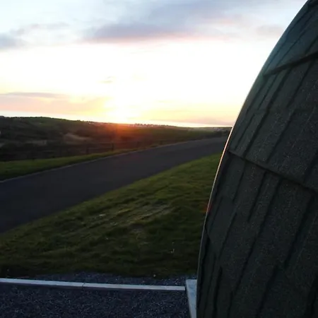 Деревянный коттедж Sea Crest Pods Donegal Росноулах